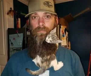Beard_Kitty2284_s.webp