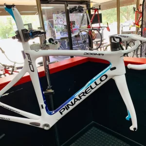 Pinarello wit.jpg